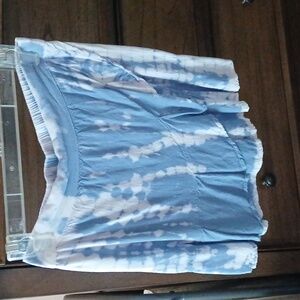 Woman's Sim & Sam med mini skirt